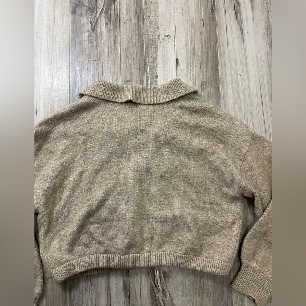 Dynamite Collared V-Neck Cropped Drawstring Sweater - Picture 6 of 6